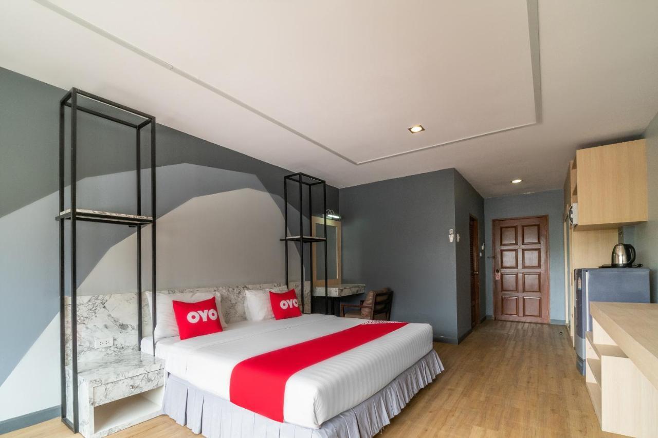 Oyo 882 The Moonlight Serviced Hotel Pattaya